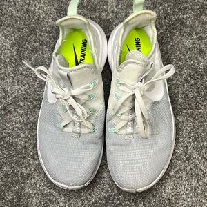 Nike Women’s training shoe Size 7